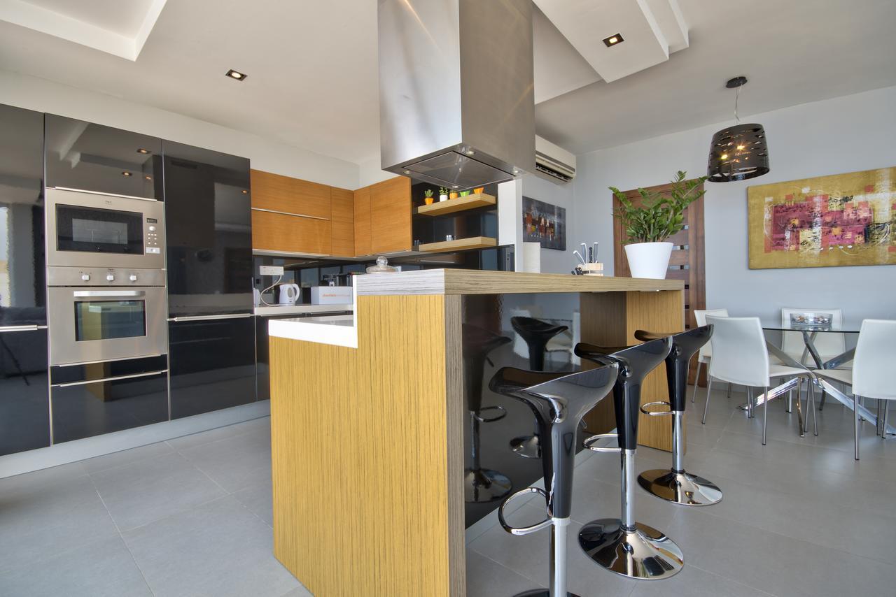 Magnificent Seafront 2-Bedroom Sliema Penthouse Zewnętrze zdjęcie